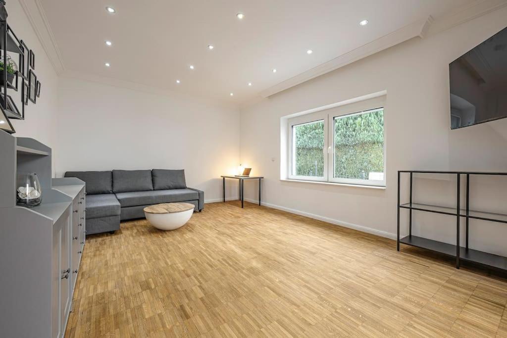 Ruhiges Haus Nahe Arena & Stadion Mit Parkmoeglichkeiten - Ac Hanse Hosting * Hamburg-Harburg